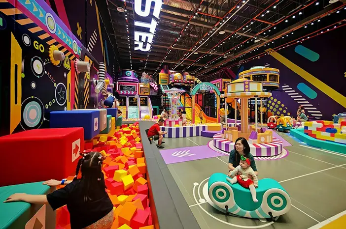 commercial indoor playground